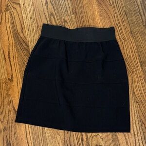 Elegant Black Mini Skirt with textured lines